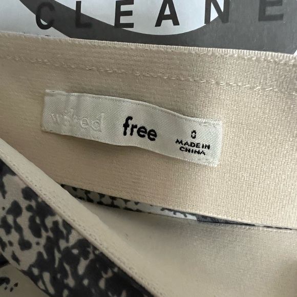 WILFRED snakeskin print skirt - Picture 3 of 3